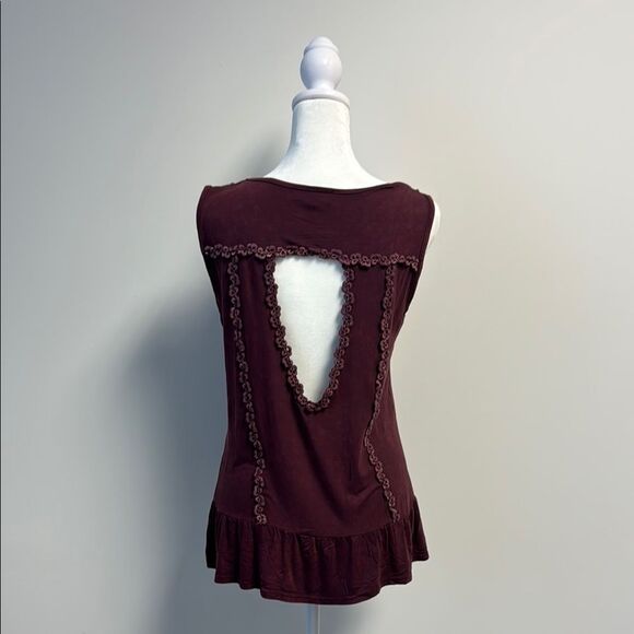 POL Burgundy Sleeveless Open Back Tank Top Blouse S New - Picture 2 of 3